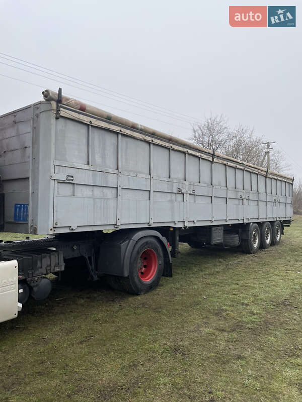 Зерновоз - полуприцеп Schwarzmuller SPA-3E 2004 в Варве