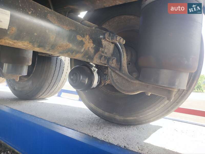 Зерновоз - полуприцеп Schwarzmuller SPA 2011 в Умани