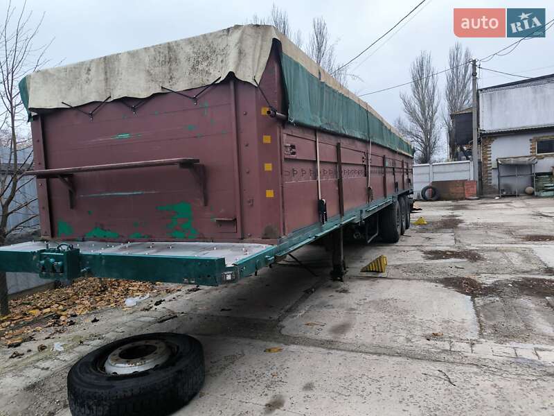 Зерновоз - напівпричіп Schwarzmuller SPA 2001 в Миколаєві
