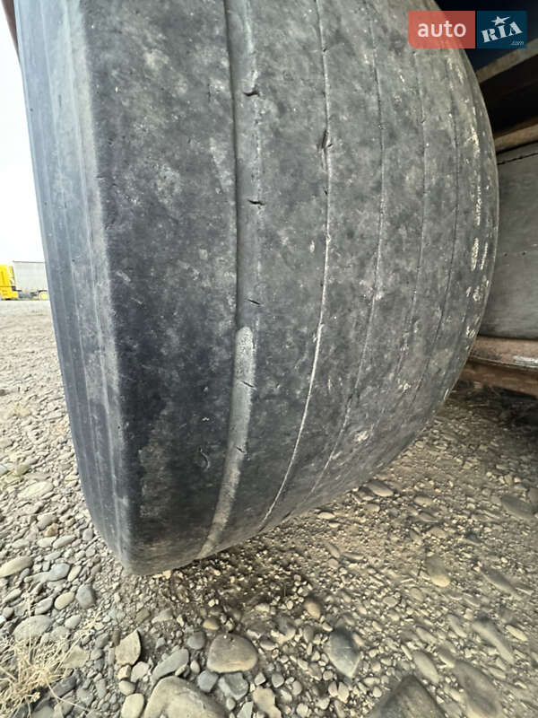 Тентований борт (штора) - напівпричіп Schwarzmuller SPA 2007 в Рава-Руській