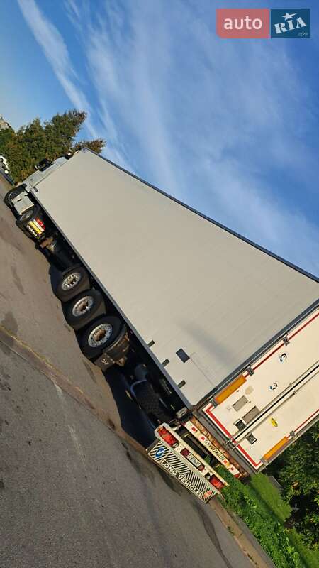 Рефрижератор полуприцеп Schwarzmuller SPA 2001 в Кобеляках