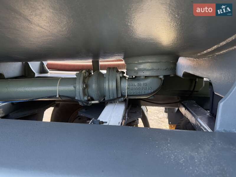Цистерна напівпричіп Schwarzmuller TSL 1996 в Хусті фото 6 Цистерна напівпричіп Schwarzmuller TSL 1996 в Хусті