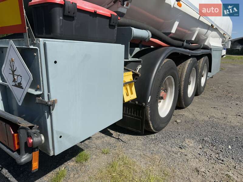 Цистерна напівпричіп Schwarzmuller TSL 1996 в Хусті фото 10 Цистерна напівпричіп Schwarzmuller TSL 1996 в Хусті