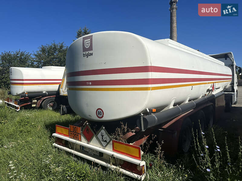 Цистерна полуприцеп Schwarzmuller TSL 1998 в Бородянке