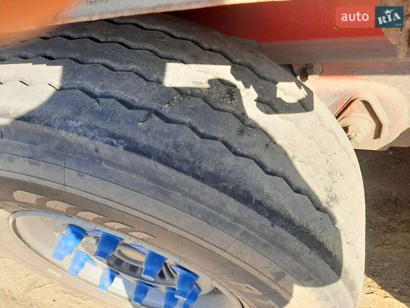 Контейнеровоз полуприцеп Schweriner CS 40 GV 2004 в Николаеве фото 5 Контейнеровоз полуприцеп Schweriner CS 40 GV 2004 в Николаеве