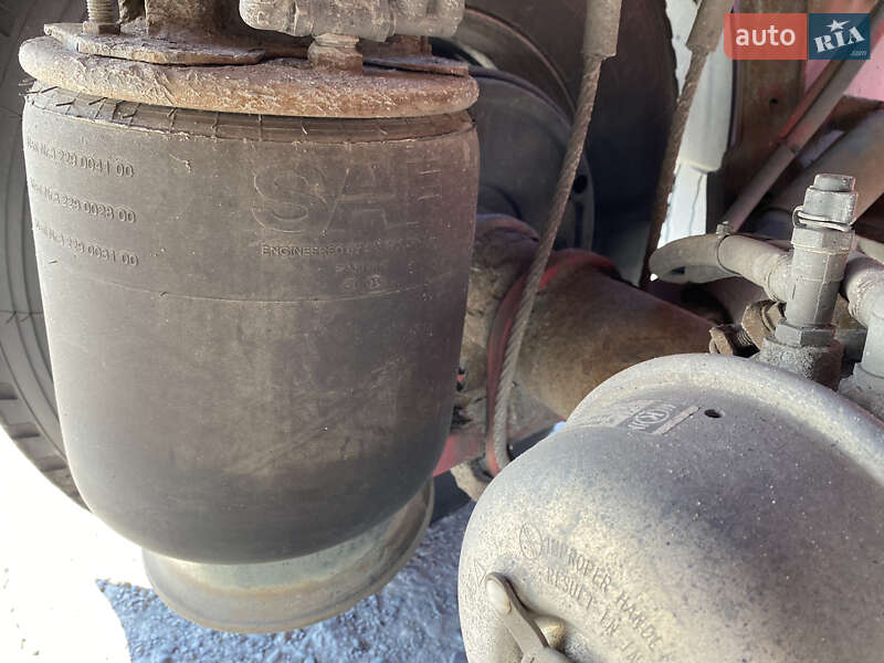 Контейнеровоз полуприцеп Schweriner CS 40 GV 2000 в Каневе