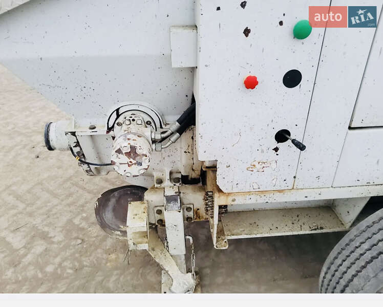 Бетононасос Schwing SP 1800 2023 в Ровно