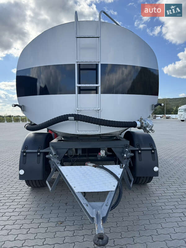 Цистерна Schwingenschlogel DST-30L/V2A 2004 в Мукачевому