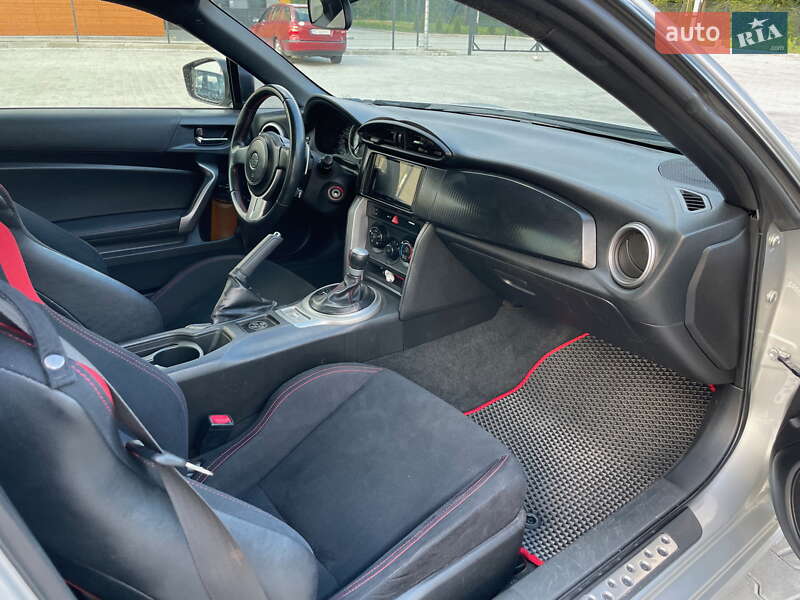 Купе Scion FR-S 2013 в Львове