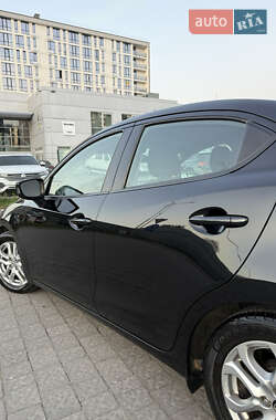 Седан Scion iA 2015 в 