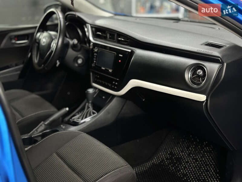 Хетчбек Scion iM 2015 в Києві