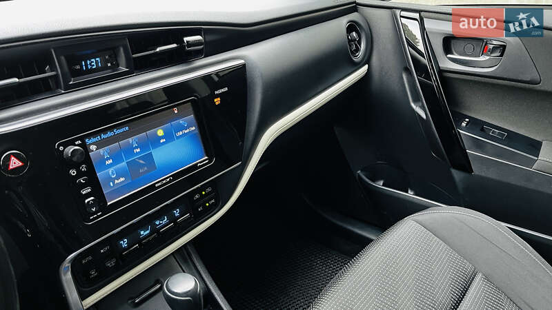 Хетчбек Scion iM 2015 в Кременчуці
