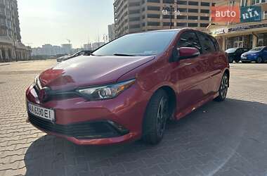 Хетчбек Scion iM 2015 в 
