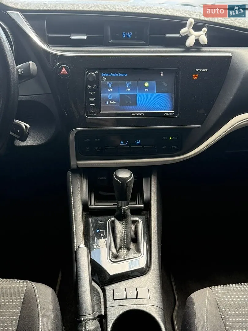 2015 Scion iM - мініатюра 15