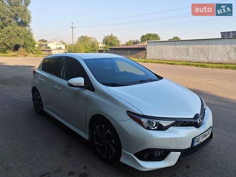 Хетчбек Scion iM 2016 в Дніпрі фото 4 Хетчбек Scion iM 2016 в Дніпрі