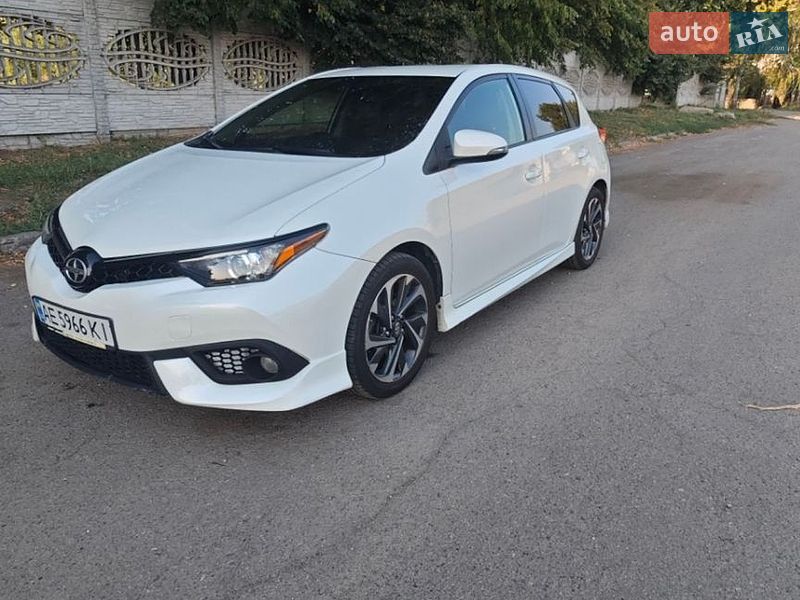 Хетчбек Scion iM 2016 в Дніпрі фото 3 Хетчбек Scion iM 2016 в Дніпрі