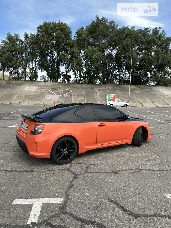Купе Scion tC 2014 в Києві
