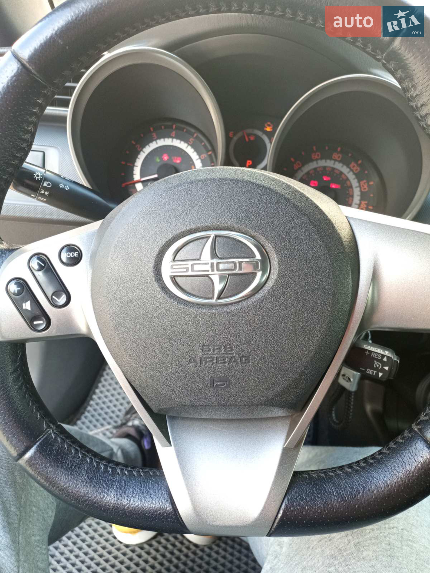 2013 Scion tC - мініатюра 26