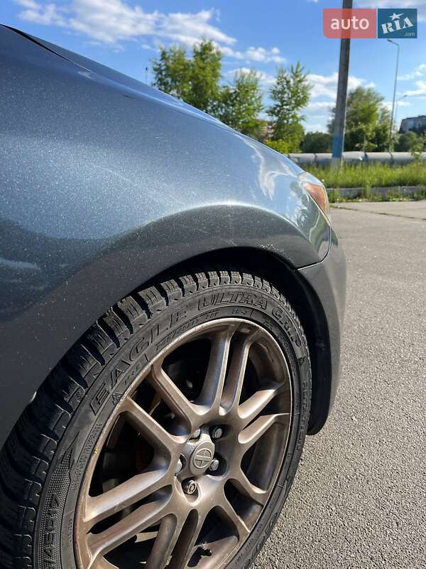 Купе Scion tC 2006 в Обухове