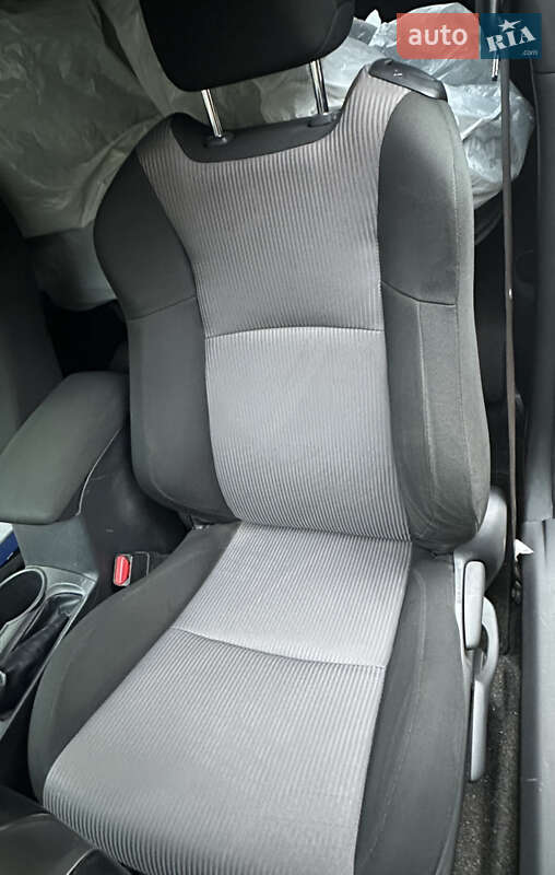 Купе Scion tC 2015 в Харкові