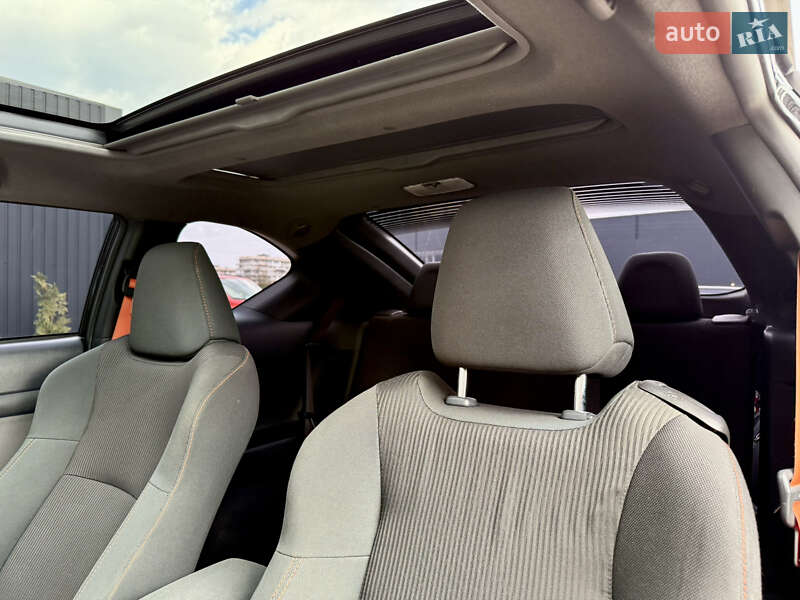 Купе Scion tC 2014 в Киеве