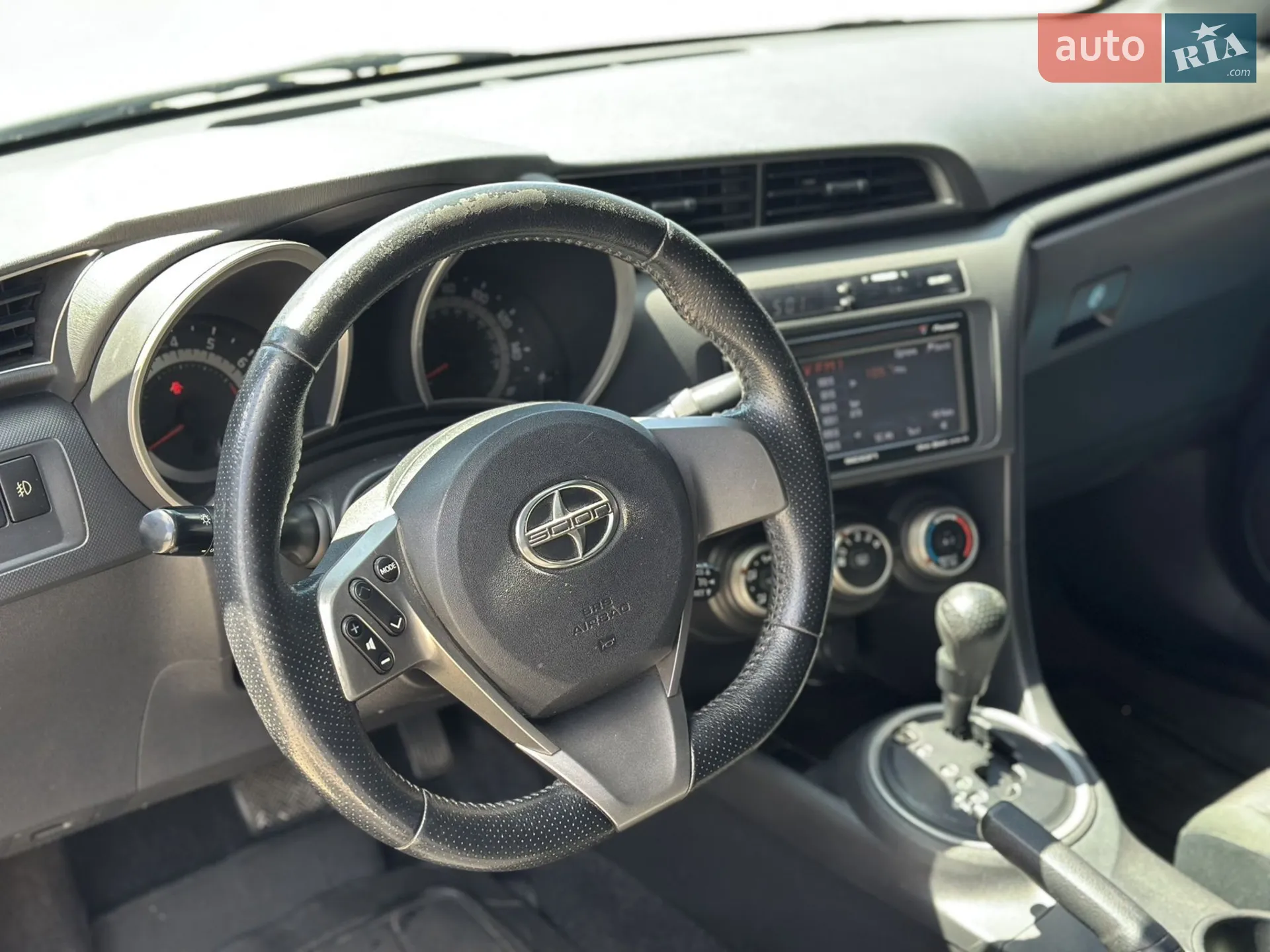 2011 Scion tC - мініатюра 4