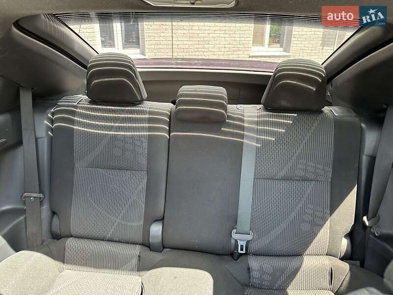 Купе Scion tC 2011 в Костополе