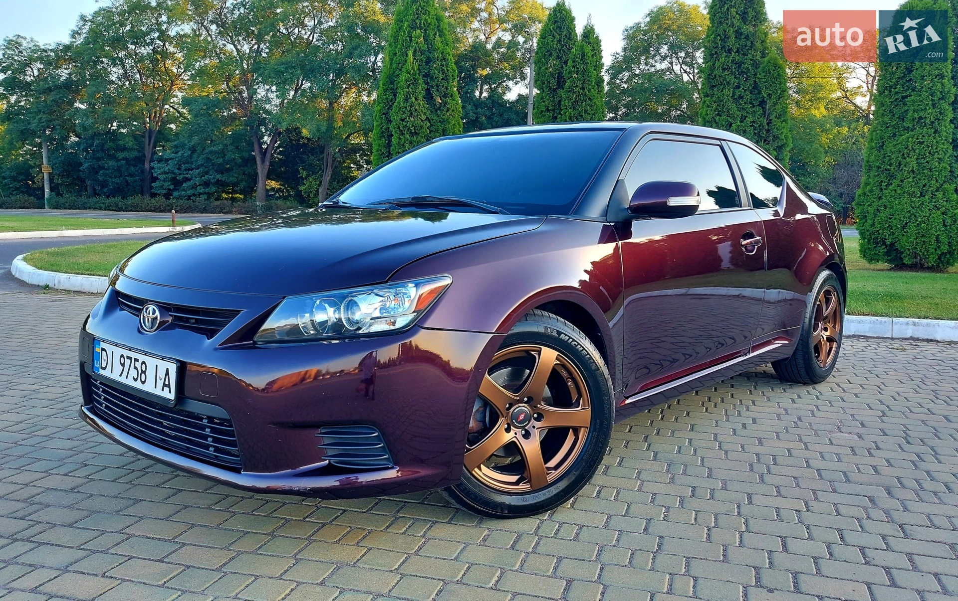 2011 Scion tC - мініатюра 10