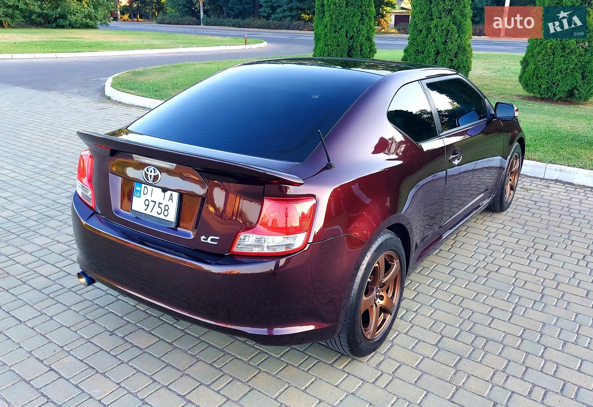 2011 Scion tC - мініатюра 25