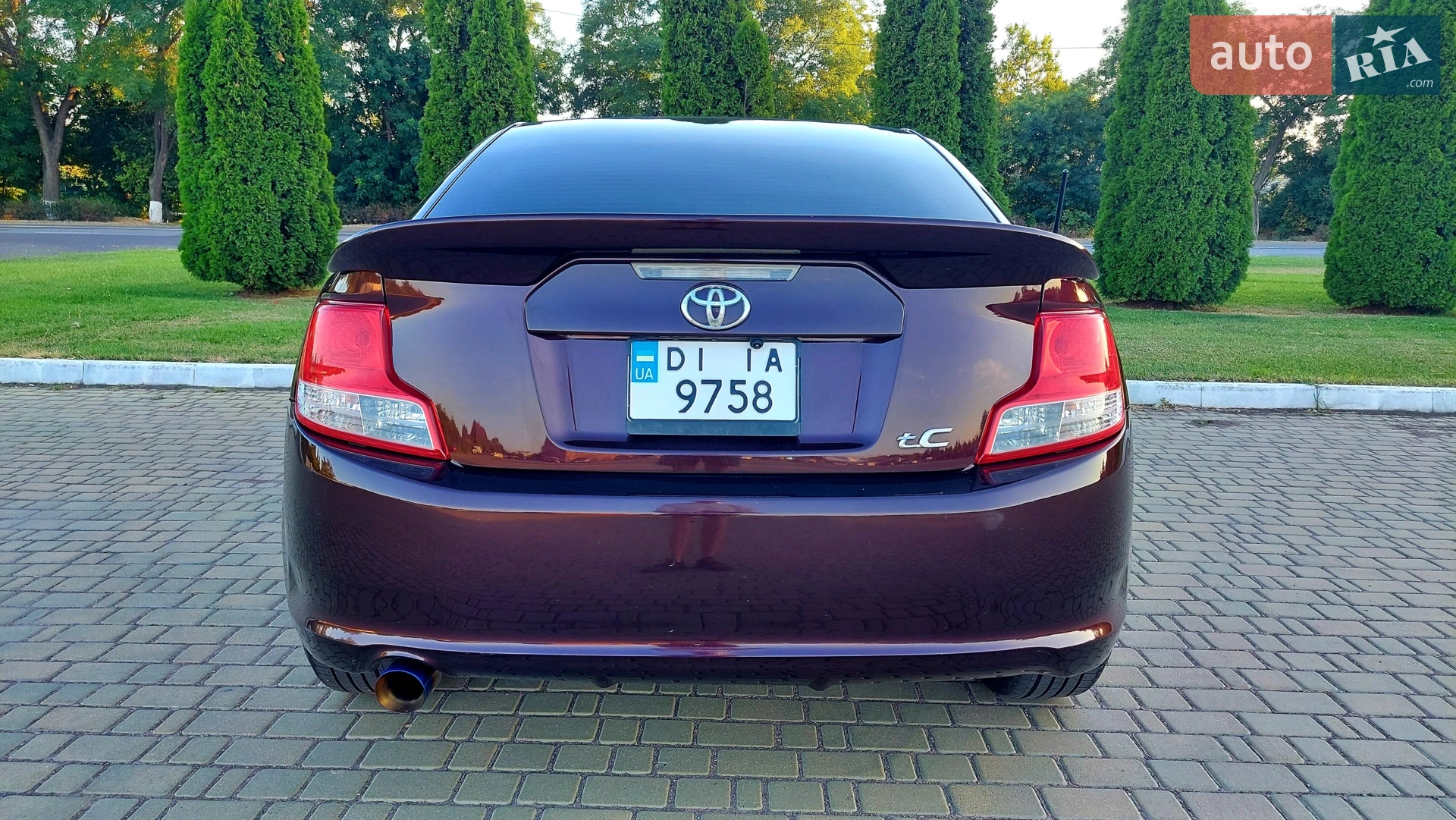 2011 Scion tC - мініатюра 28