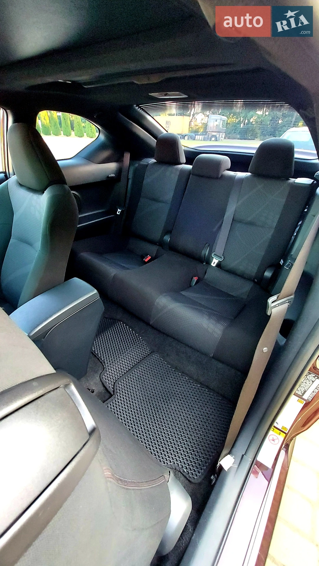 2011 Scion tC - мініатюра 51