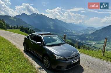 Купе Scion tC 2011 в Киеве