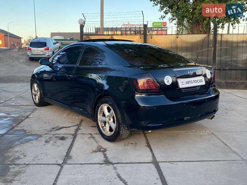 Купе Scion tC 2005 в Киеве