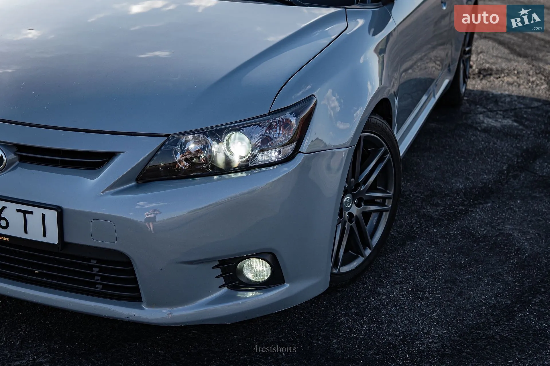 2010 Scion tC - мініатюра 13