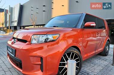 Универсал Scion xB 2011 в Киеве