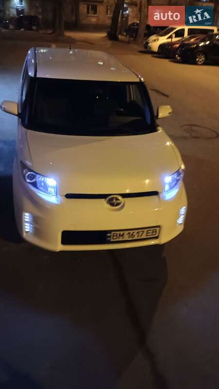 Хетчбек Scion xB 2015 в Києві