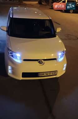 Хэтчбек Scion xB 2015 в 