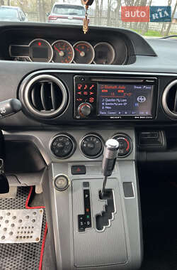 Микровэн Scion xB 2012 в 
