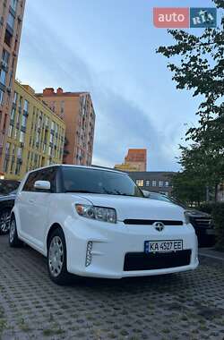 Микровэн Scion xB 2013 в 