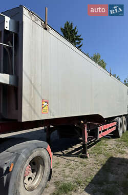 Зерновоз - полуприцеп SDC Trailers Ltd 2003 в Буске