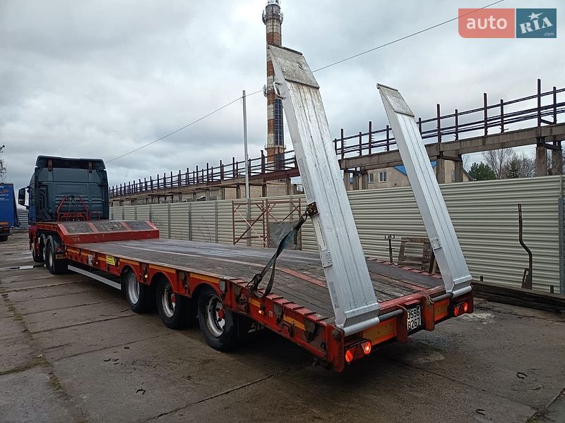 Платформа полуприцеп SDC Trailers Ltd 2006 в Житомире