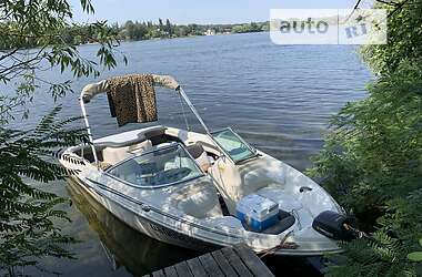 Катер Sea Ray 180 Bowrider 2000 в 