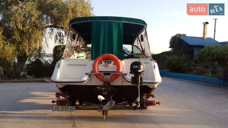 Катер Sea Ray 200 Sundeck 1990 в Марганце фото 3 Катер Sea Ray 200 Sundeck 1990 в Марганце