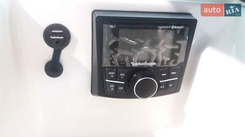 Катер Sea Ray 210 SLX 2021 в Киеве