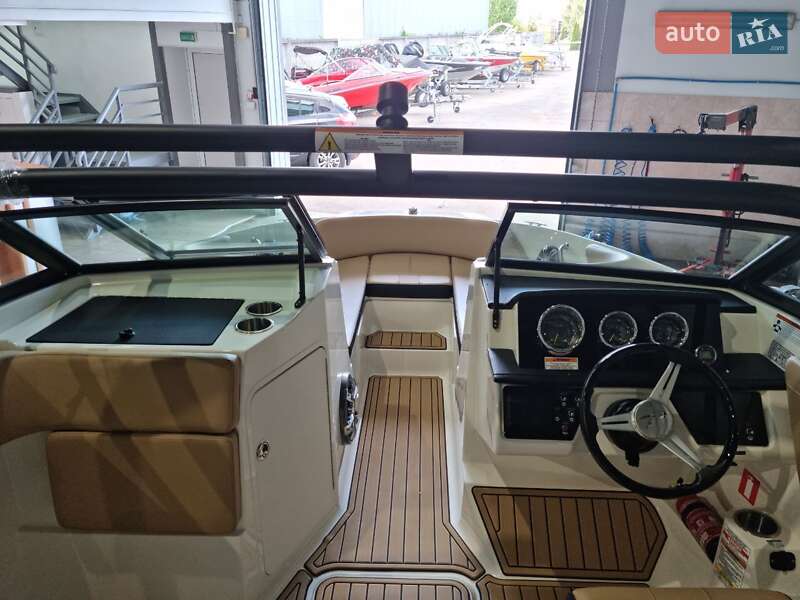 Катер Sea Ray 210 SLX 2021 в Киеве