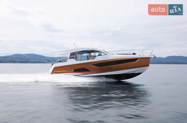 Моторная яхта SeaLine C390 2026 в Киеве