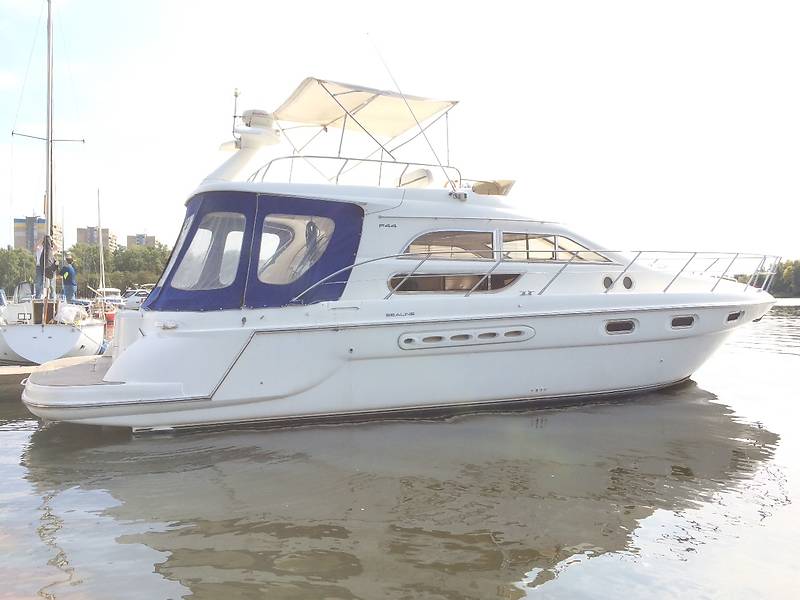 Моторна яхта SeaLine F450 2001 в Києві
