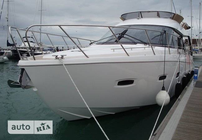 Моторная яхта SeaLine F46 2011 в Киеве
