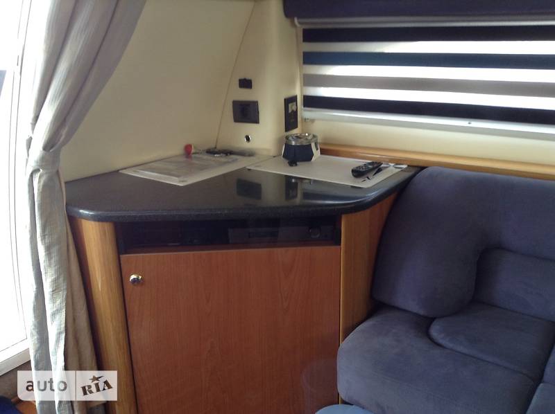 Моторна яхта SeaLine S37 2005 в Києві