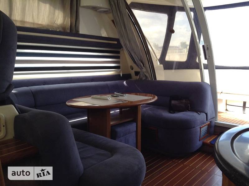 Моторна яхта SeaLine S37 2005 в Києві